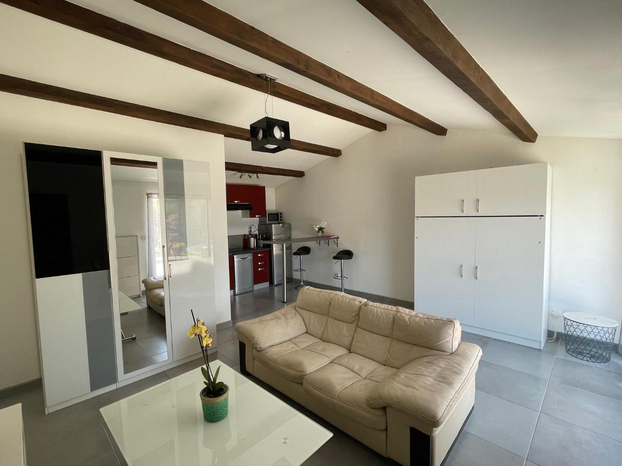 Studio Charmant Avec Terrasse Lançon-Provence Exterior foto